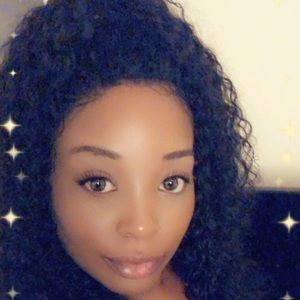 Meet your Posher, Zee